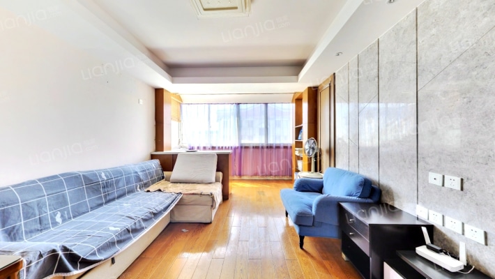 新虹桥明珠花园二手房实景图