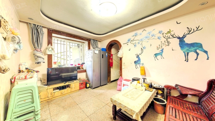 枣子岚垭一巷二手房实景图