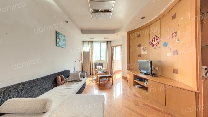 馨泰花苑二手房实景图