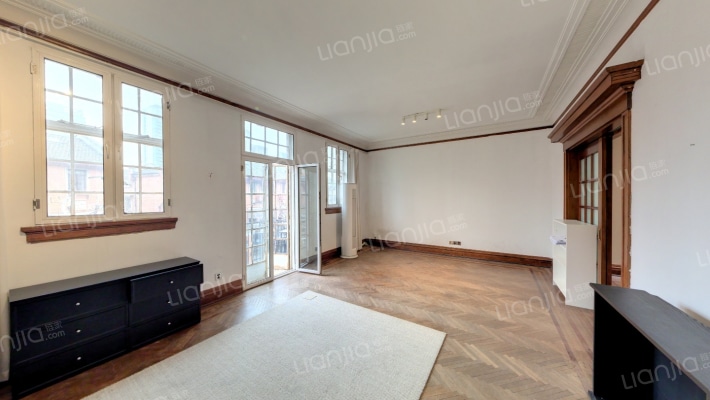 太阳公寓(静安)二手房实景图