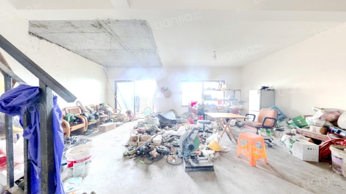 绿地香奈二手房实景图