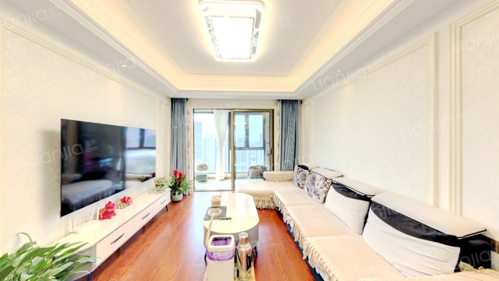 海尔翡翠文华A区二手房实景图