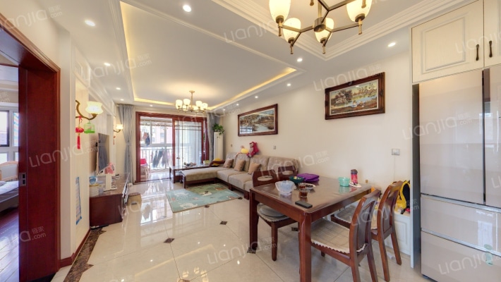 新城吾悦广场一期二手房实景图