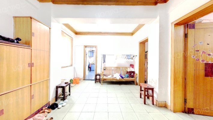 小南湖大厦二手房实景图