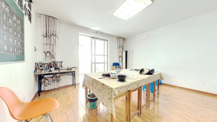 东旭花园二手房实景图