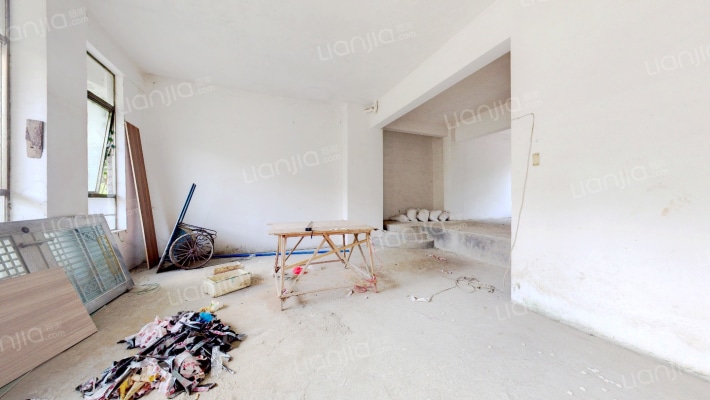 馨泉居二手房实景图