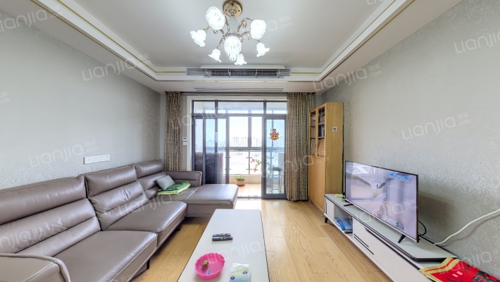 逸时区二手房实景图