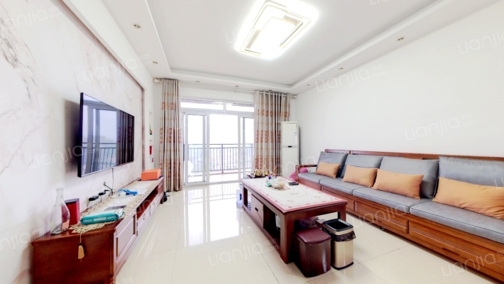 融科海阔天空二手房实景图