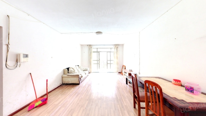 麒龙金翠湾二手房实景图