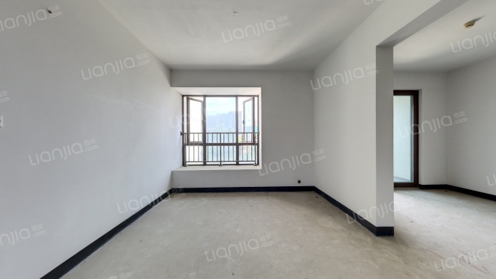 岭上府二手房实景图