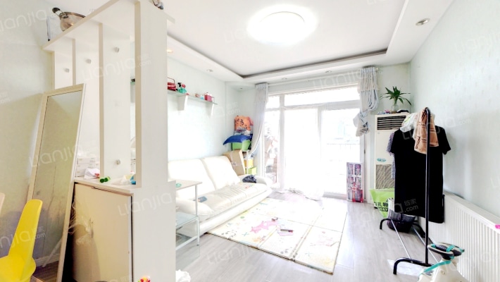 新加坡花园二手房实景图