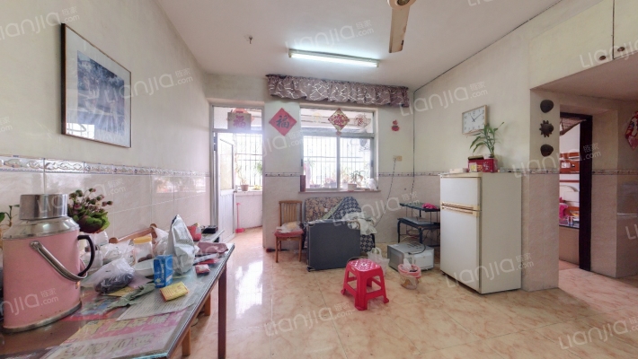 新市花园二手房实景图