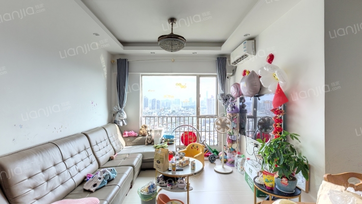 新世纪河畔广场二手房实景图