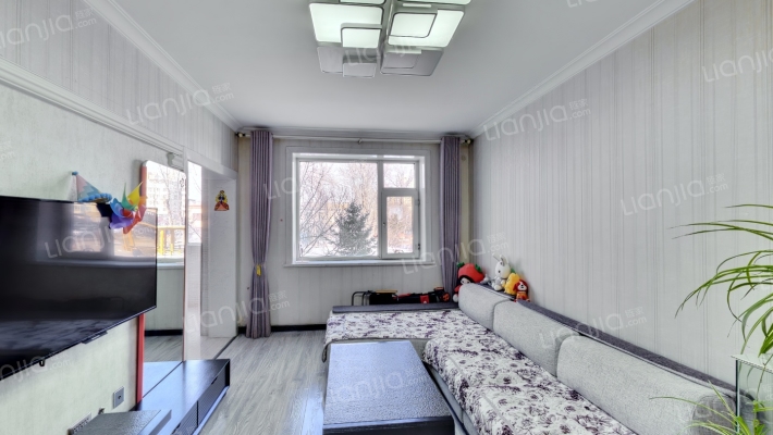 金美程家园西区二手房实景图