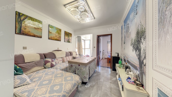 花果园V区二手房实景图