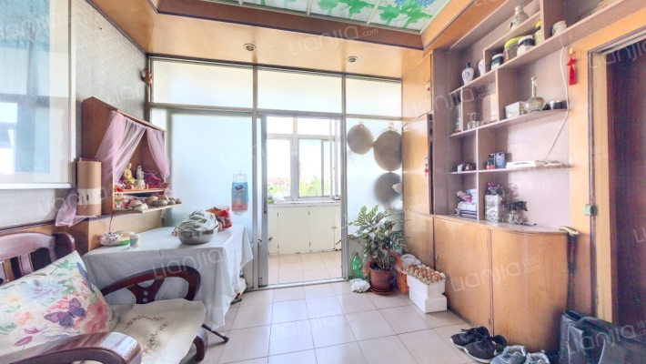 新联路二手房实景图