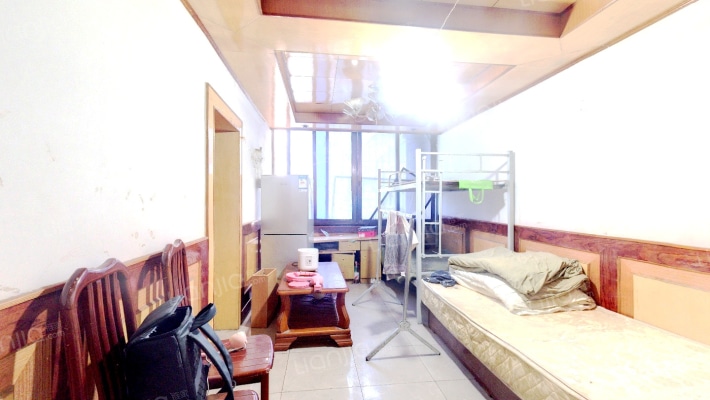 护国路130号二手房实景图