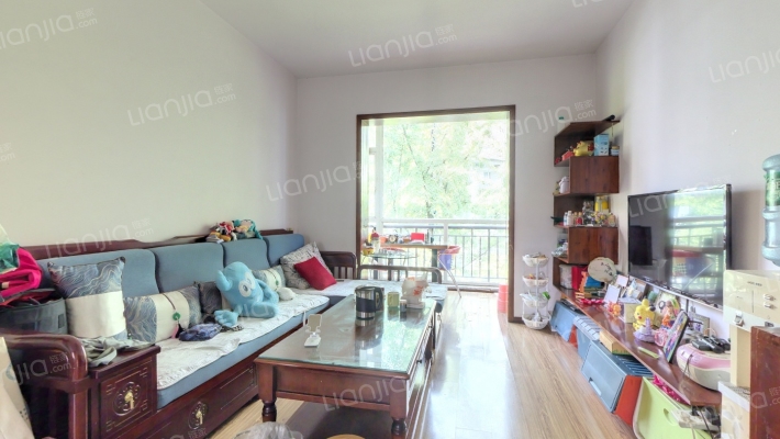 岷江河畔二手房实景图