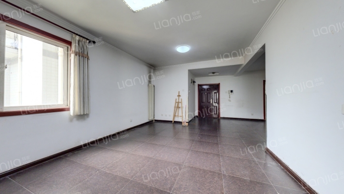 地电广场二手房实景图