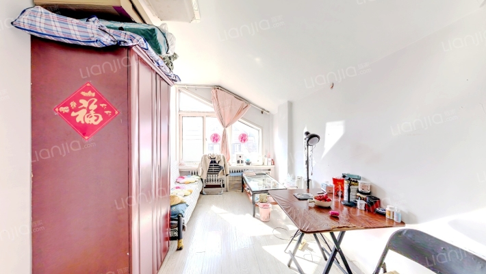 龙畔金泉一期二手房实景图