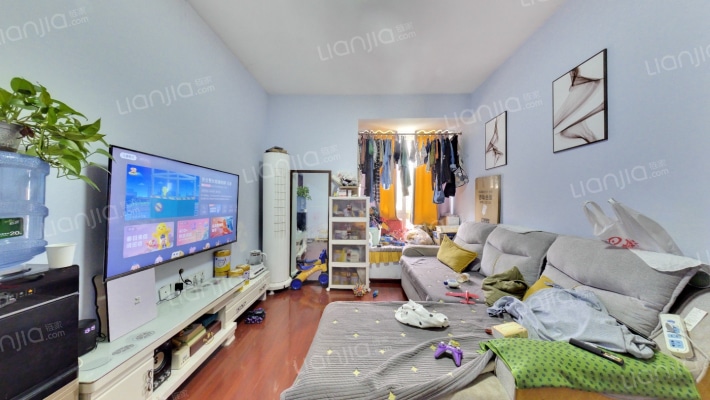 蓝光十里蓝山二手房实景图