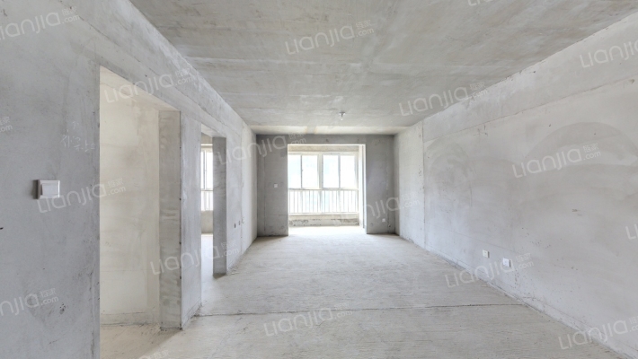 陕汽泾渭国际城二手房实景图