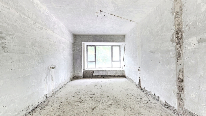 日月光解放碑1号二手房实景图