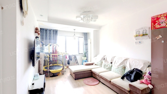 悦然臻城二手房实景图