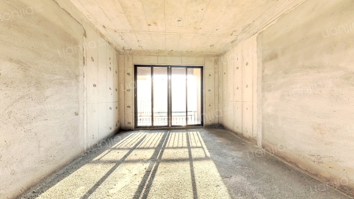 东亚·俪景轩二手房实景图