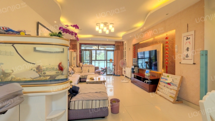 翡翠海湾二手房实景图