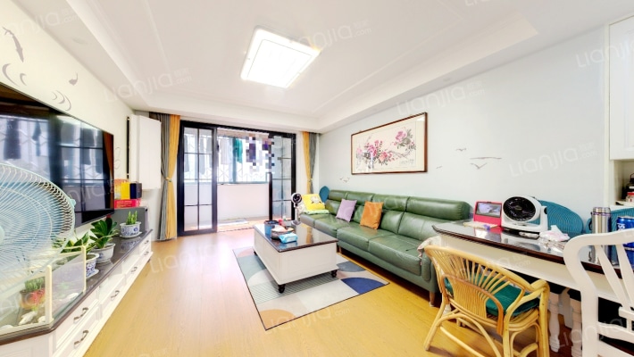 龙西新村莲花苑二手房实景图