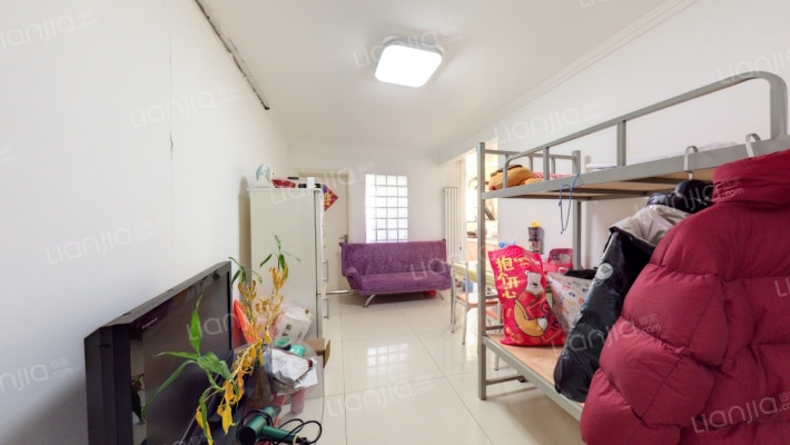 宝隆温泉公寓二手房实景图