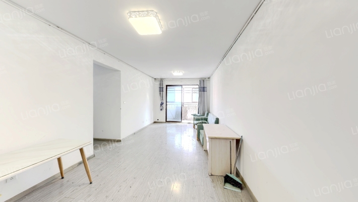 联投新安里A区二手房实景图