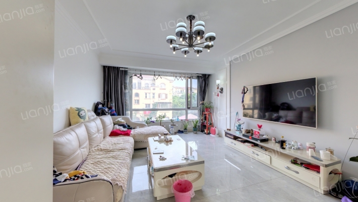 欧陆风情小镇二手房实景图