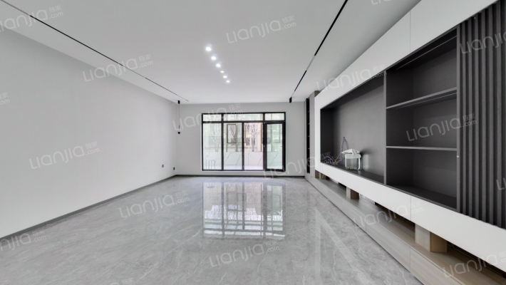 地恒托斯卡纳一期二手房实景图