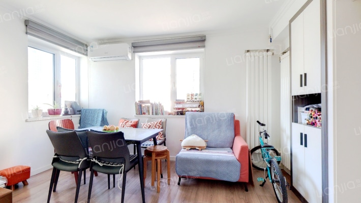 新岭花园一期二手房实景图