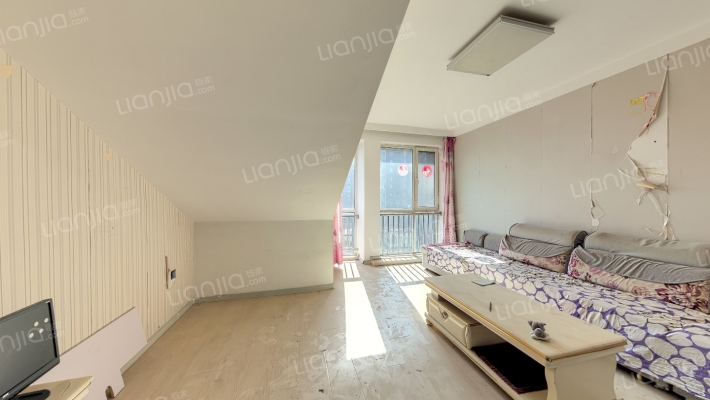 天恒森林里二手房实景图