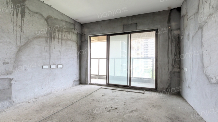 大新鸿基豪庭二手房实景图