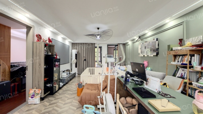 春江花城二手房实景图