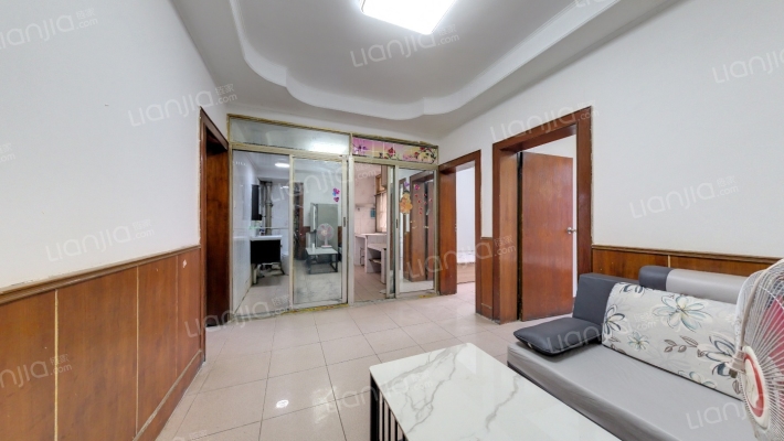 东四路66号院小区二手房实景图