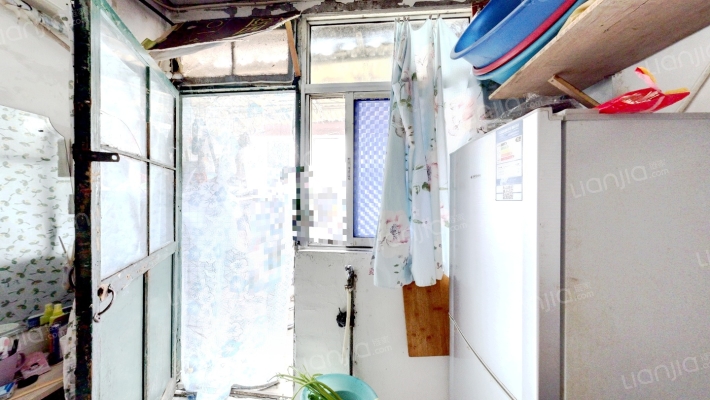 新兴里平房二手房实景图