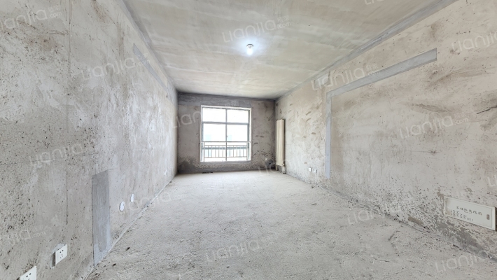 中林嘉苑二手房实景图