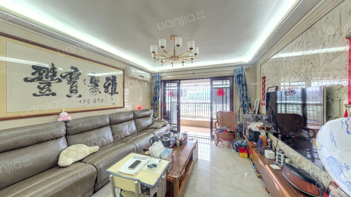 汇港名苑二手房实景图