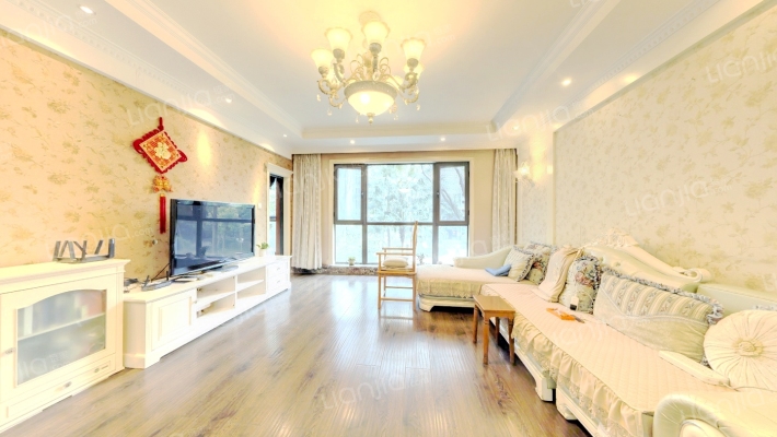 康河郦景三期二手房实景图