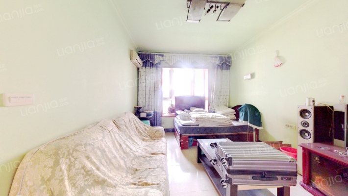 阳光小区二手房实景图