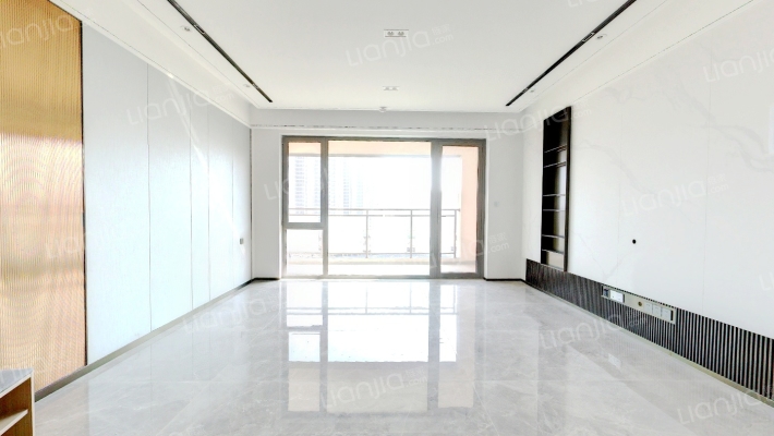 海尔翡翠云城云锦二手房实景图