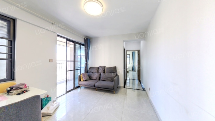 保利天悦颐海花园二手房实景图