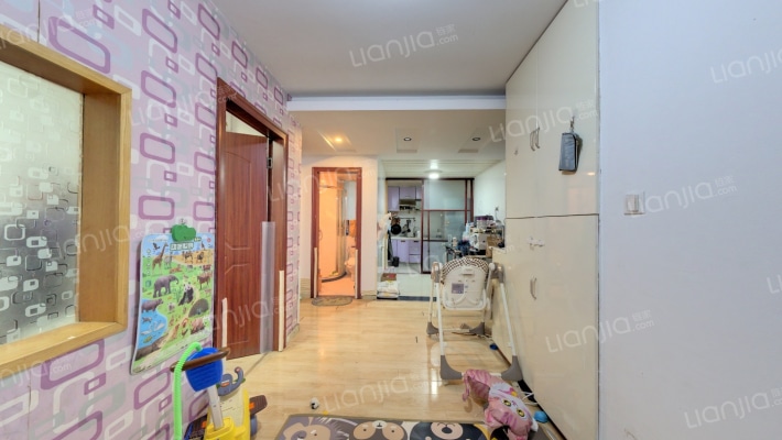 南北周二手房实景图