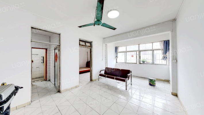 丽新怡苑二手房实景图