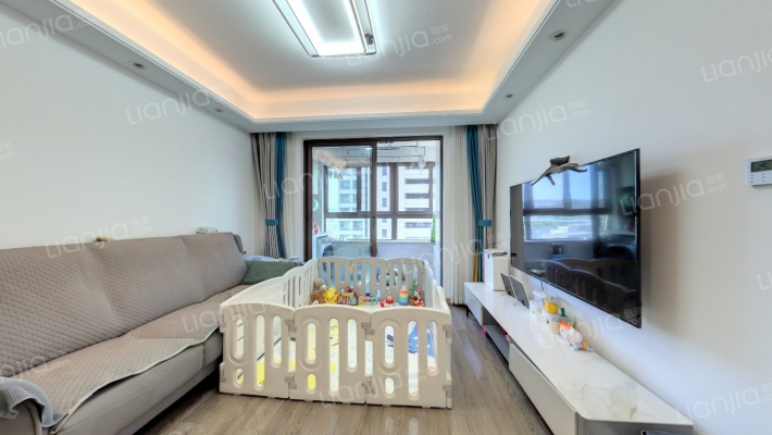 新保弘领东苑B区二手房实景图